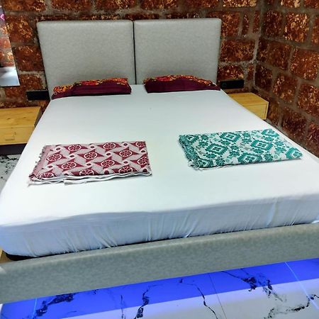 Saka Kadams Home Stay Guhāgar 외부 사진