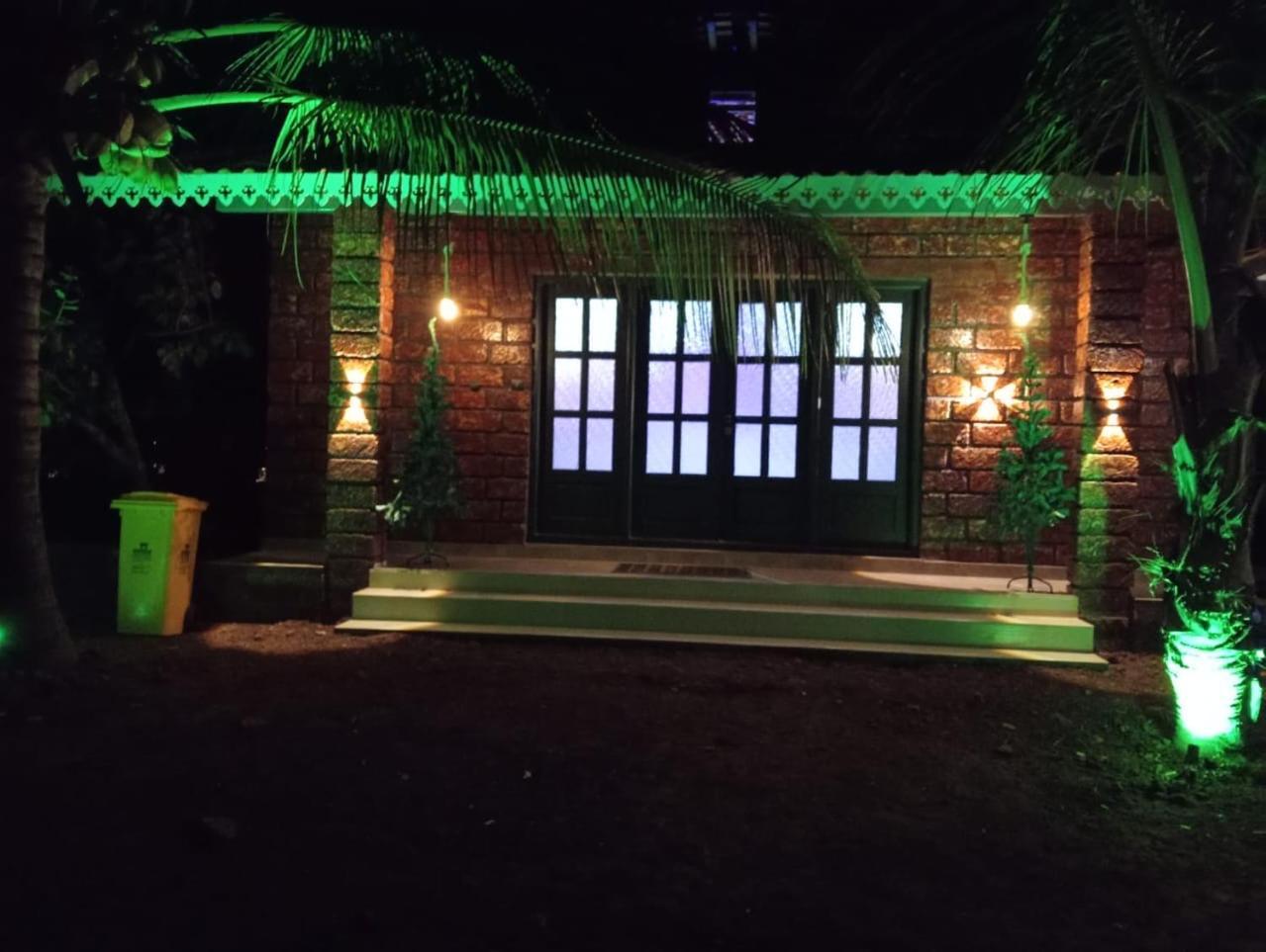 Saka Kadams Home Stay Guhāgar 외부 사진