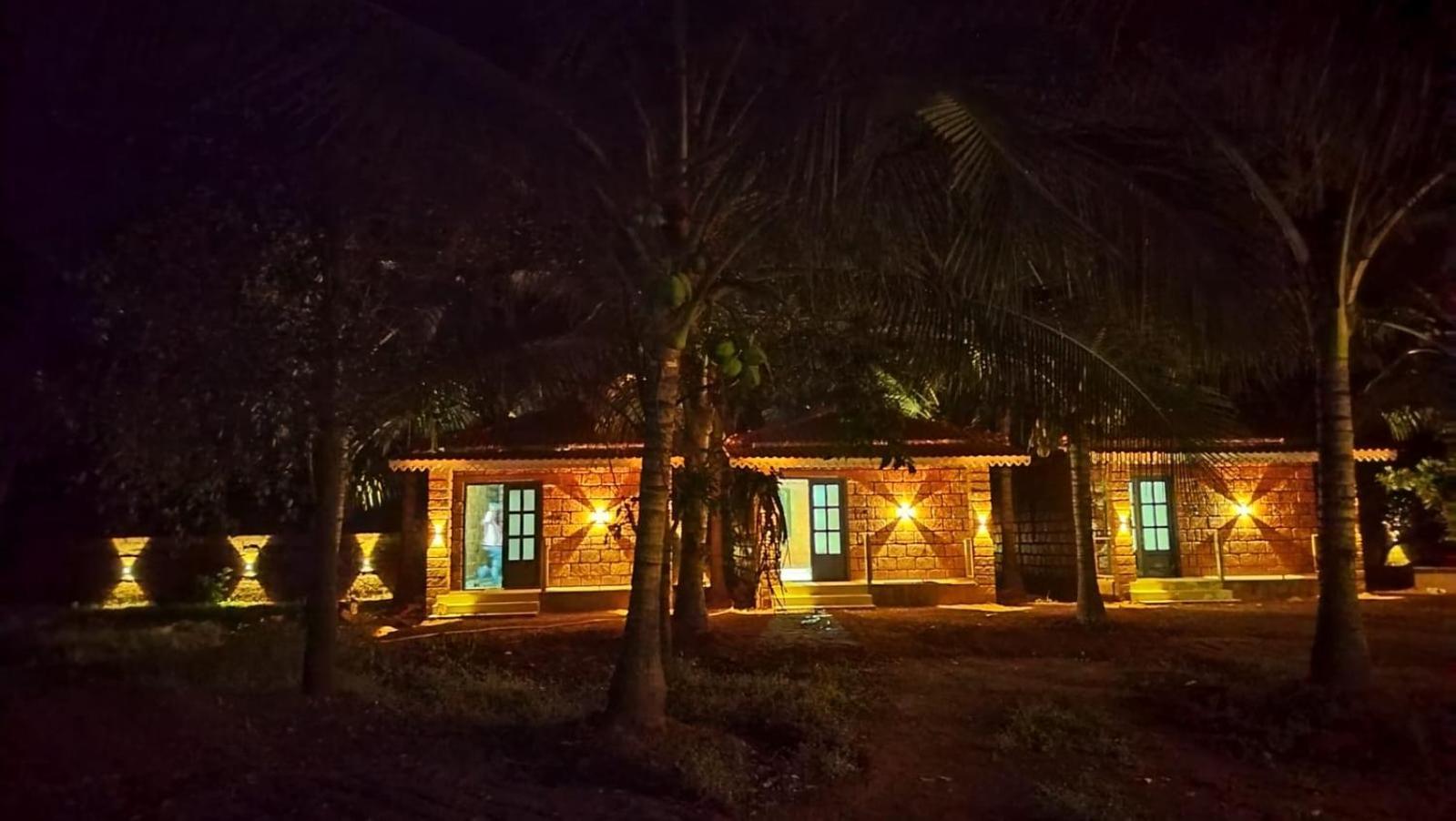 Saka Kadams Home Stay Guhāgar 외부 사진